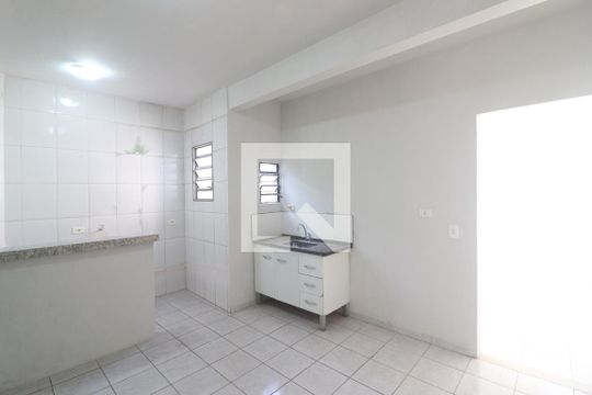 Cozinha  de casa para alugar com 1 quarto, 40m² em Jardim Peri, São Paulo