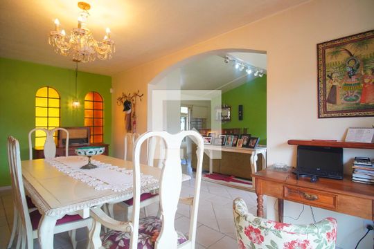 Sala 2 de casa à venda com 4 quartos, 273m² em Mauá, Novo Hamburgo