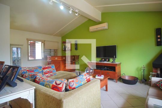 Sala de casa à venda com 4 quartos, 273m² em Mauá, Novo Hamburgo