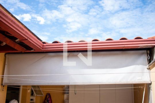 Detalhe da area de serviço de casa para alugar com 2 quartos, 75m² em Ressaca, Contagem