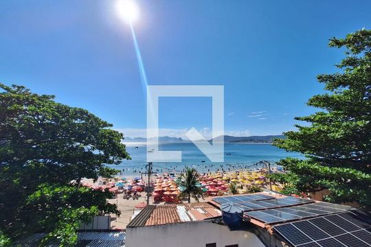 Vista de casa à venda com 3 quartos, 164m² em Itaipu, Niterói