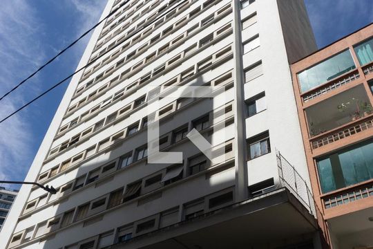 Fachada de kitnet/studio para alugar com 1 quarto, 38m² em Consolação, São Paulo
