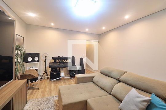Sala de casa à venda com 3 quartos, 160m² em Vila São Pedro, Santo André