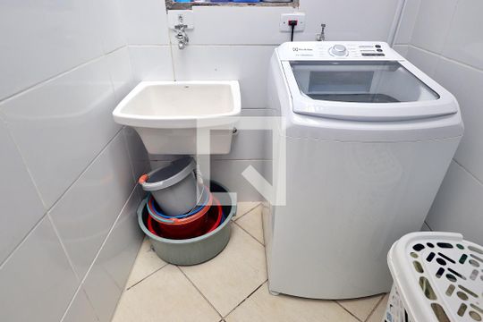 Área de Serviço de casa à venda com 3 quartos, 160m² em Vila São Pedro, Santo André
