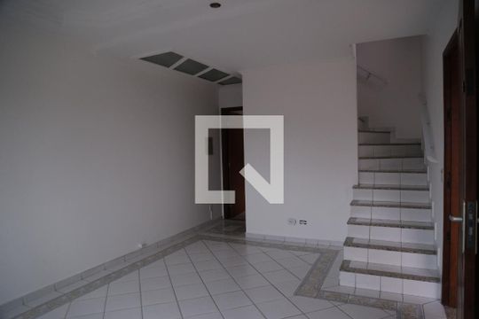 Sala de casa à venda com 3 quartos, 152m² em Piqueri, São Paulo