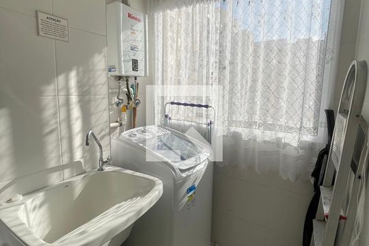 Área de Serviço de apartamento para alugar com 2 quartos, 55m² em Anil, Rio de Janeiro