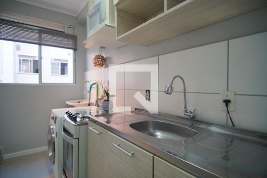 Cozinha de apartamento à venda com 2 quartos, 48m² em Operário, Novo Hamburgo