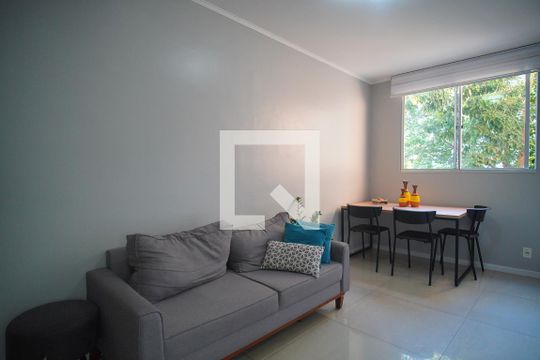 Sala de apartamento à venda com 2 quartos, 48m² em Operário, Novo Hamburgo