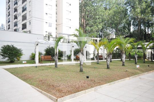 Apartamento à venda com 3 quartos, 64m² em Vila Suzana, São Paulo