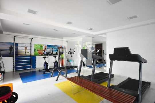 Apartamento à venda com 3 quartos, 64m² em Vila Suzana, São Paulo