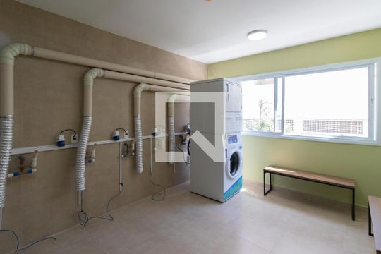 Área comum de kitnet/studio à venda com 1 quarto, 28m² em Vila Mazzei, São Paulo