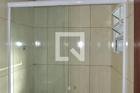 Banheiro de casa para alugar com 1 quarto, 50m² em Jardim Palmares (zona Sul), São Paulo