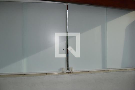 Quarto de casa para alugar com 1 quarto, 50m² em Jardim Palmares (zona Sul), São Paulo