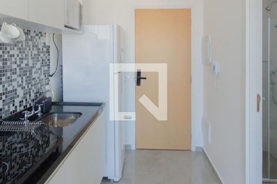 Cozinha de kitnet/studio à venda com 1 quarto, 26m² em Vila Mariana, São Paulo