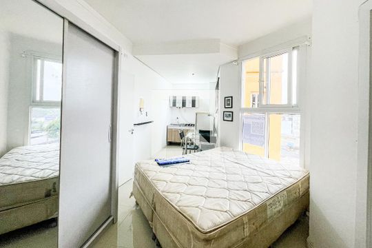 Apartamento à venda com 0 quarto, 30m² em Centro, São Leopoldo