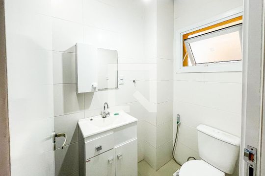 Banheiro de apartamento à venda com 0 quarto, 30m² em Centro, São Leopoldo