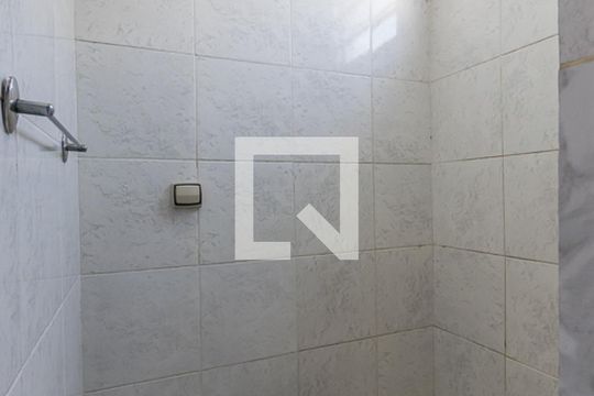 Banheiro Social de apartamento para alugar com 3 quartos, 80m² em Penha Circular, Rio de Janeiro