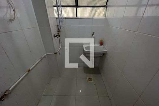 Área de Serviço de apartamento para alugar com 2 quartos, 55m² em Sumarezinho, São Paulo
