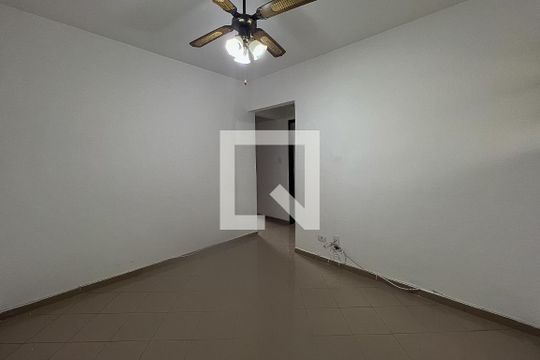 Sala de apartamento para alugar com 2 quartos, 55m² em Sumarezinho, São Paulo