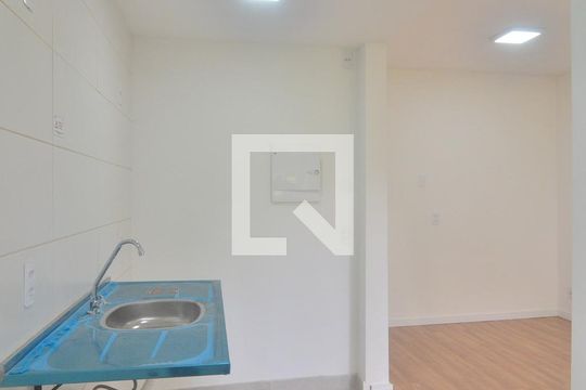 Cozinha de apartamento para alugar com 2 quartos, 42m² em Estância Velha, Canoas