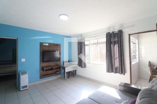 Casa à venda com 5 quartos, 235m² em Jardim Centenario, São Paulo