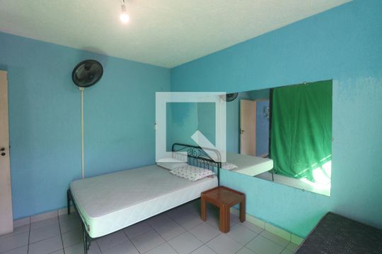 Quarto 1  de casa à venda com 5 quartos, 235m² em Jardim Centenario, São Paulo