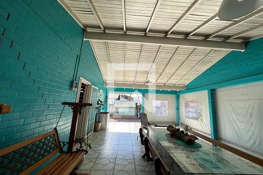 Área externa de casa à venda com 2 quartos, 180m² em Jardim América, São Leopoldo