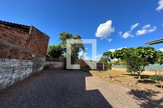 Área externa de casa à venda com 2 quartos, 180m² em Jardim América, São Leopoldo