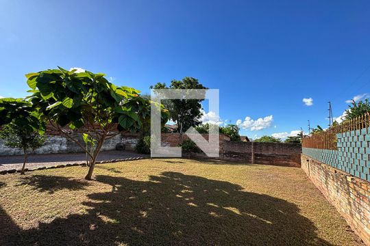 Área externa de casa à venda com 2 quartos, 180m² em Jardim América, São Leopoldo