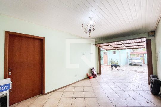 Garagem de casa à venda com 2 quartos, 109m² em Morro do Espelho, São Leopoldo