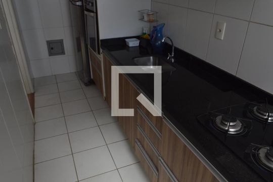 Cozinha de apartamento para alugar com 2 quartos, 64m² em Pechincha, Rio de Janeiro