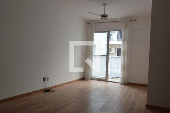 Apartamento para alugar com 2 quartos, 64m² em Pechincha, Rio de Janeiro