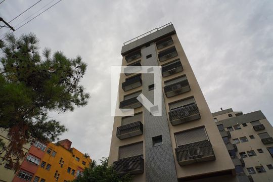 Fachada de apartamento para alugar com 2 quartos, 74m² em Petrópolis, Porto Alegre