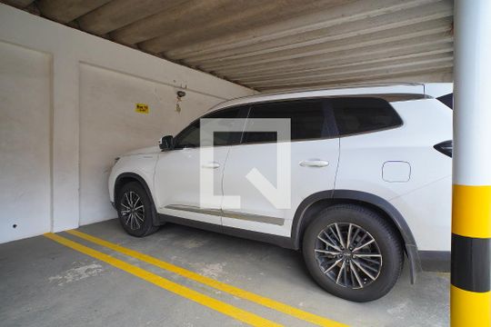 Área comum de apartamento para alugar com 2 quartos, 74m² em Petrópolis, Porto Alegre