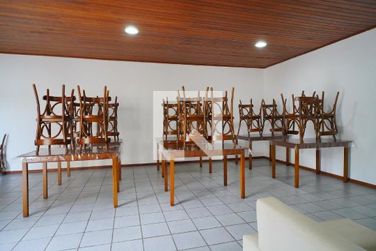 Área comum de apartamento para alugar com 2 quartos, 74m² em Petrópolis, Porto Alegre