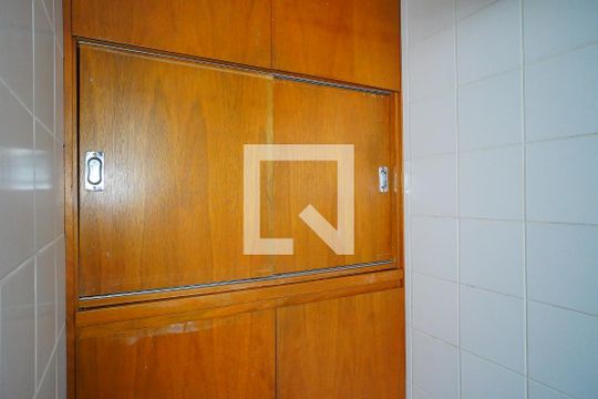 Cozinha de apartamento para alugar com 2 quartos, 74m² em Petrópolis, Porto Alegre