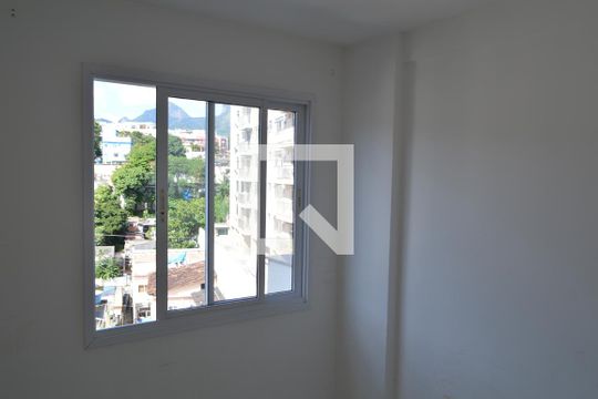 Quarto de apartamento à venda com 2 quartos, 65m² em Pechincha, Rio de Janeiro