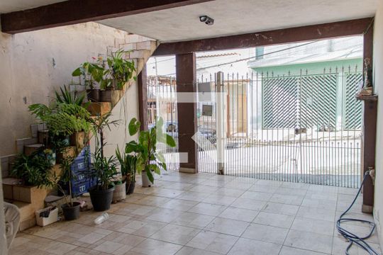 Garagem de casa à venda com 3 quartos, 109m² em Vila Palmeiras, São Paulo