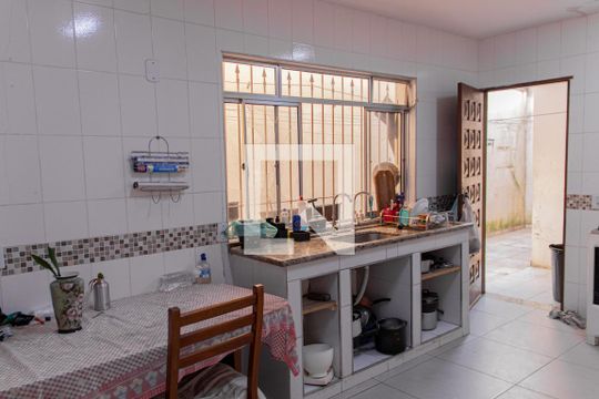 Cozinha de casa à venda com 3 quartos, 109m² em Vila Palmeiras, São Paulo