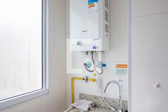 Área de Serviço de apartamento para alugar com 2 quartos, 46m² em Colubande, São Gonçalo