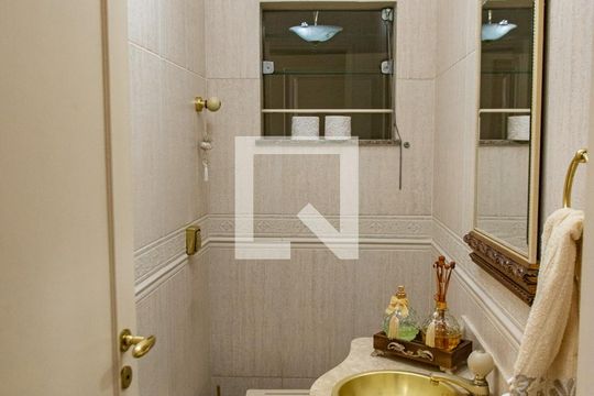 Lavabo de casa à venda com 4 quartos, 700m² em Vila Mariana, São Paulo
