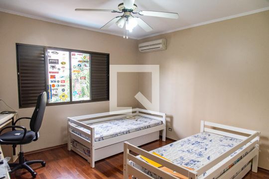 Suíte 1 de casa à venda com 4 quartos, 700m² em Vila Mariana, São Paulo