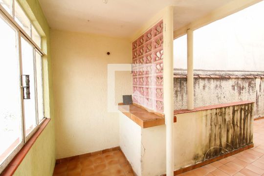 Varanda  de casa à venda com 2 quartos, 170m² em Vila Oratorio, São Paulo