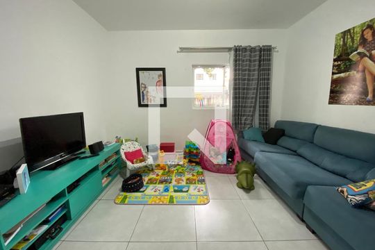 Sala de casa para alugar com 4 quartos, 180m² em Vila Barcelona, Sorocaba