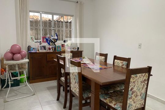 Sala de Jantar de casa para alugar com 4 quartos, 180m² em Vila Barcelona, Sorocaba