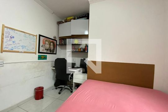 Quarto 1 de casa para alugar com 4 quartos, 180m² em Vila Barcelona, Sorocaba