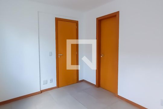 Quarto Suite 1 de apartamento à venda com 2 quartos, 70m² em Todos Os Santos, Rio de Janeiro