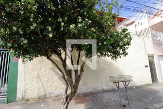 Fachada de casa para alugar com 2 quartos, 55m² em Concórdia, Belo Horizonte