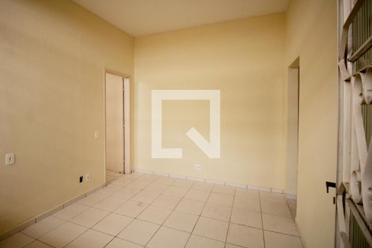 Sala de casa para alugar com 2 quartos, 55m² em Concórdia, Belo Horizonte