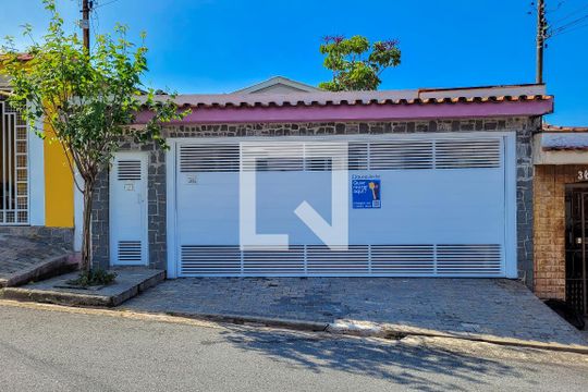 Fachada de casa à venda com 4 quartos, 192m² em Baeta Neves, São Bernardo do Campo